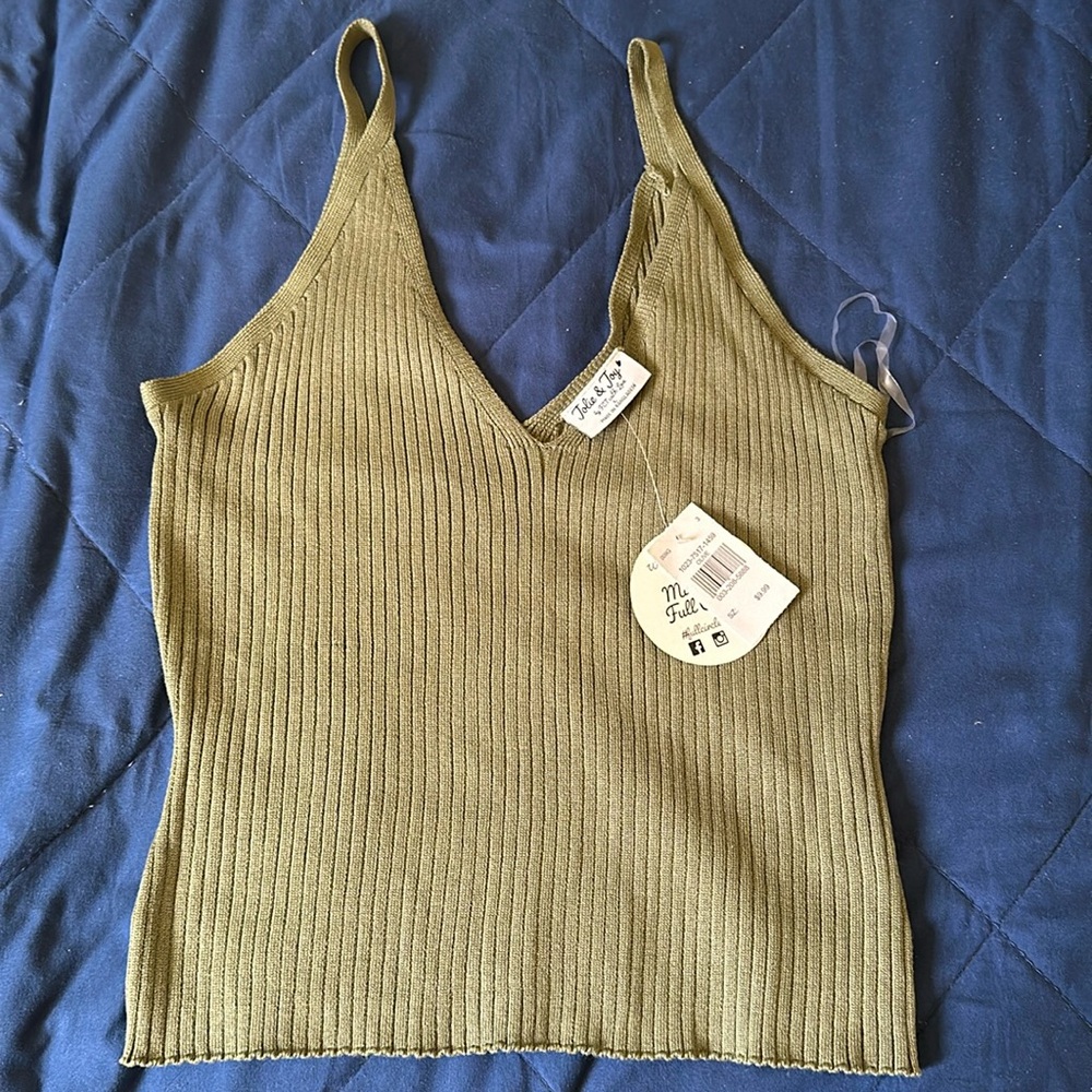 Jolie & Joy Crop Top